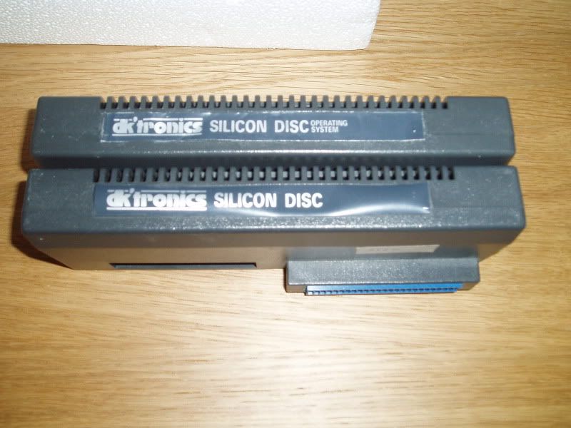 DKTronics 256 Ko silicon disc